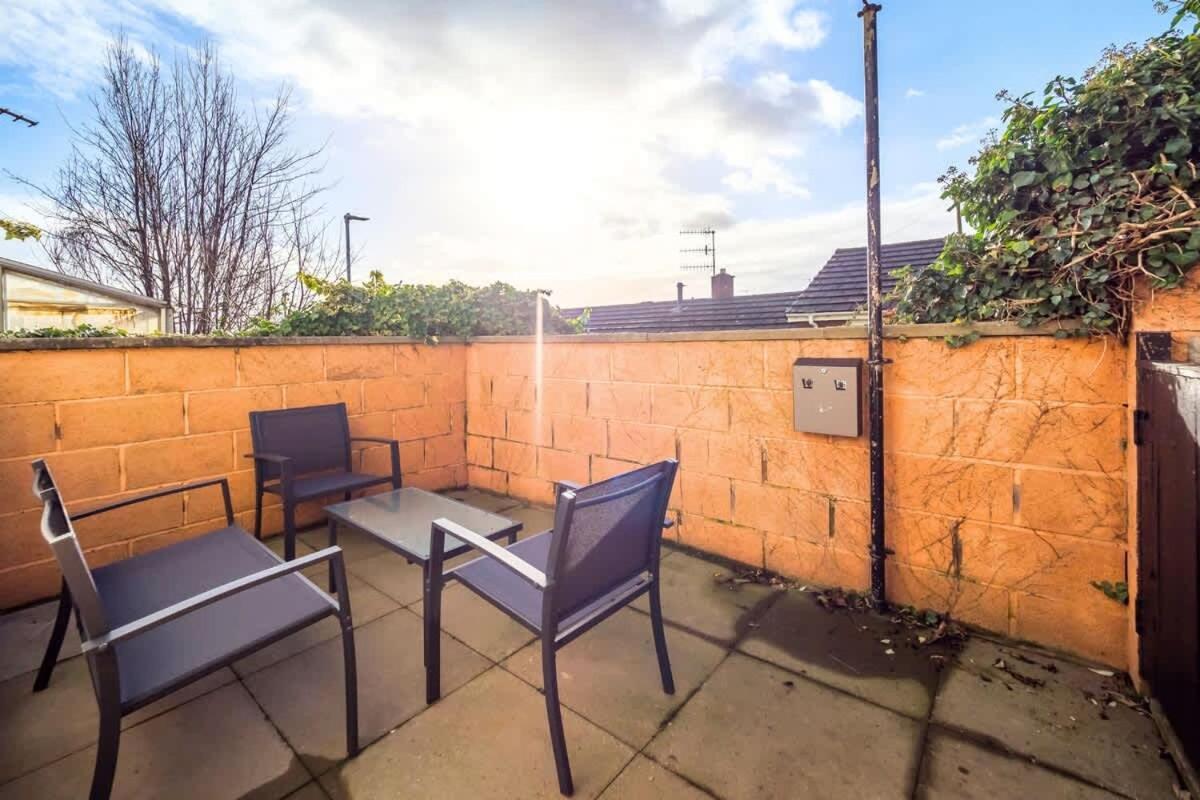 Holiday home Penkhull House By Truestays - 4 Bedroom House In *